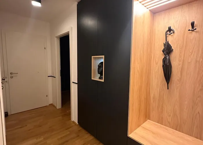 Filips Place * Viena
